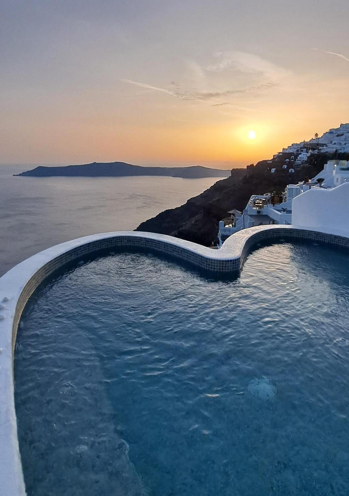 Pegasus Suites & Spa (Adults Only) Imerovigli  Exterior photo
